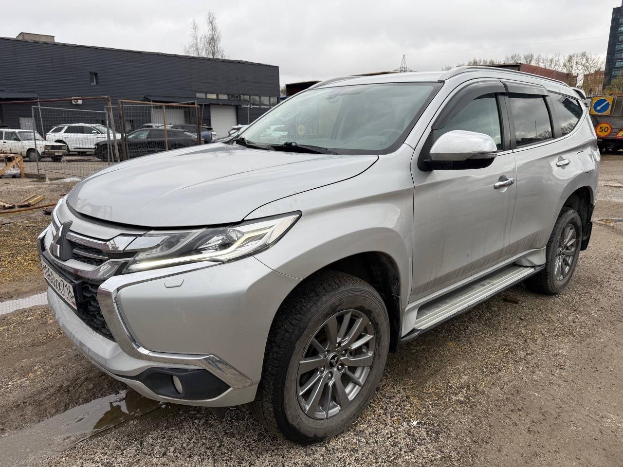 Mitsubishi Pajero Sport 2020