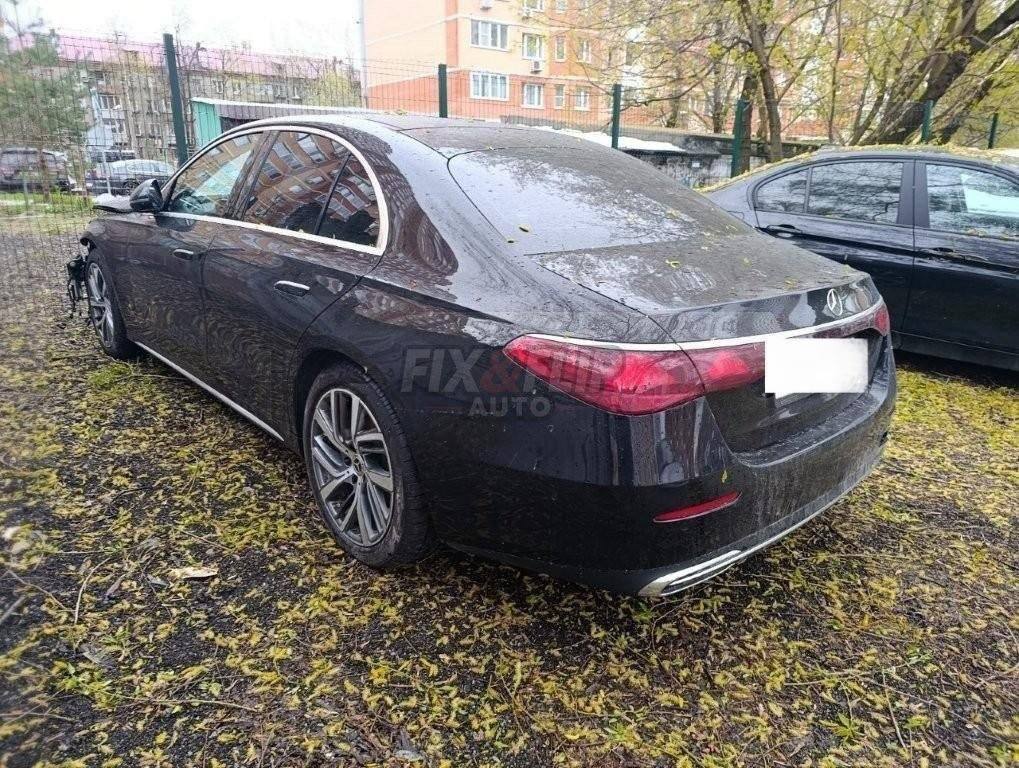 Mercedes-Benz E-Class 2024
