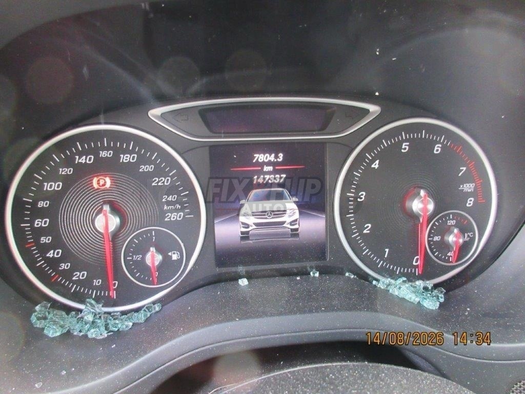 Mercedes-Benz B 200 2015