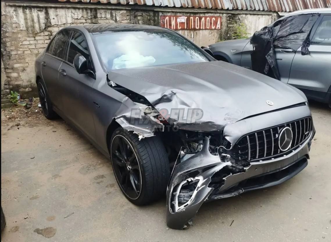 Mercedes-Benz E350 2022