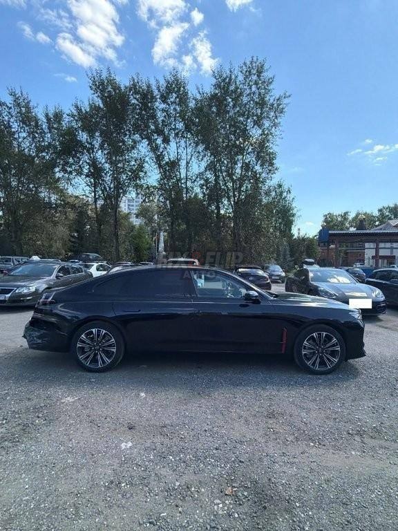 Hongqi H9 2024