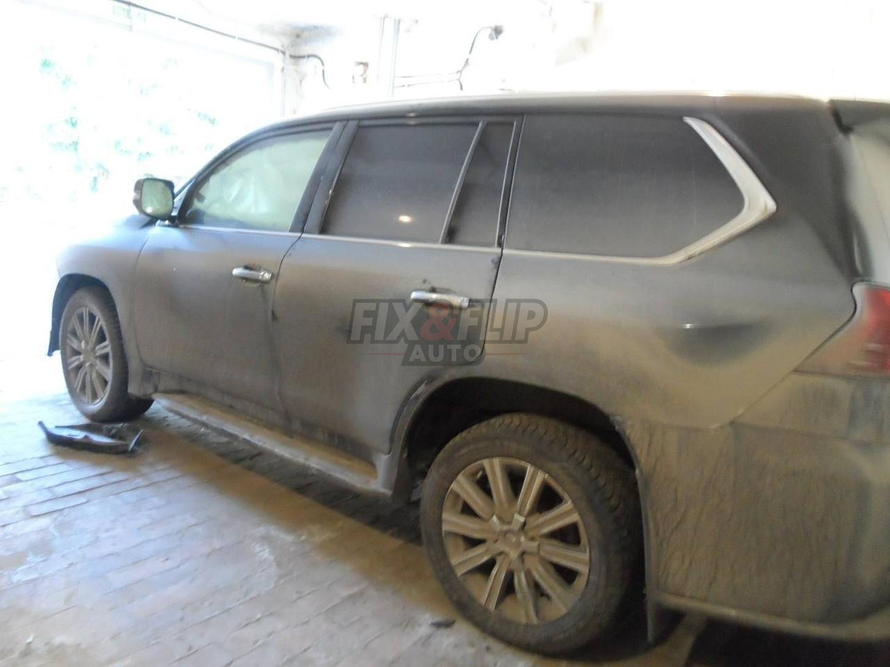 Lexus LX 570 2019