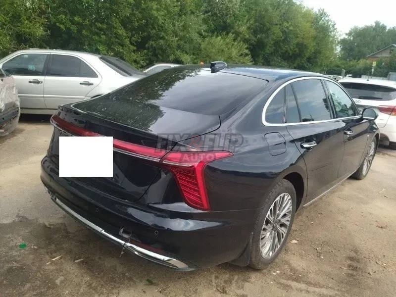 Hongqi H5 2025