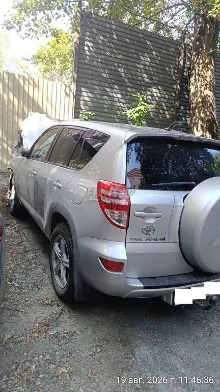 Toyota RAV4 2011
