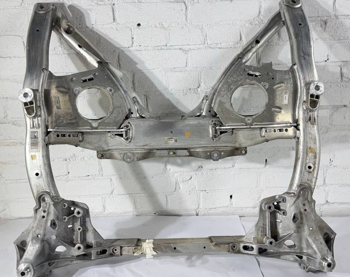 Подрамник передний BMW 5 G30