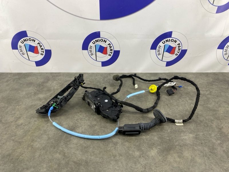 Замок двери задний правый BMW 3 G20