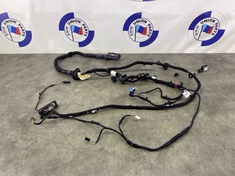 Проводка двери передняя левая BMW i8 L15