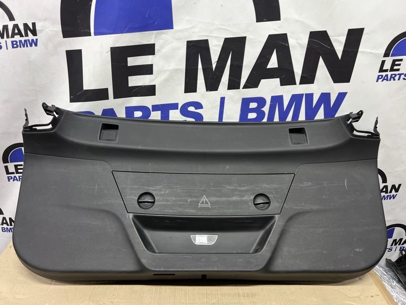 Обшивка багажника BMW 6 G32