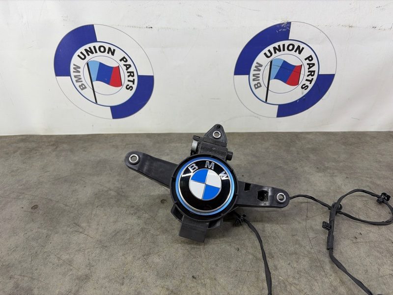 Крышка бачка стеклоомывателя BMW IX I20