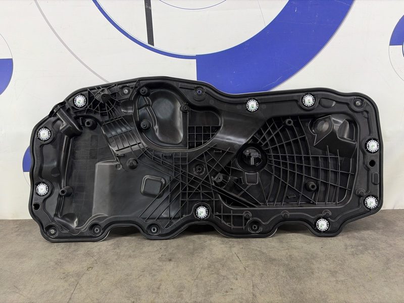 Обшивка боковой двери передняя правая BMW 4 G22