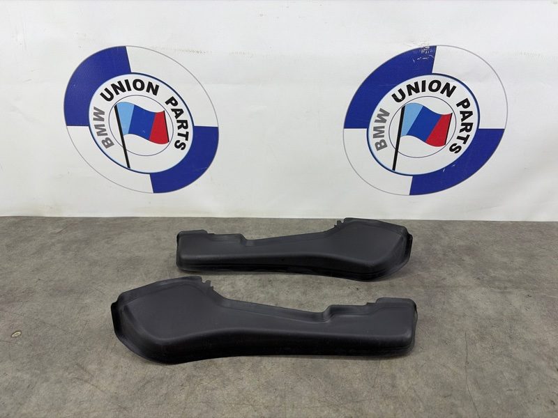 Водосток крышки багажника BMW X5 G05