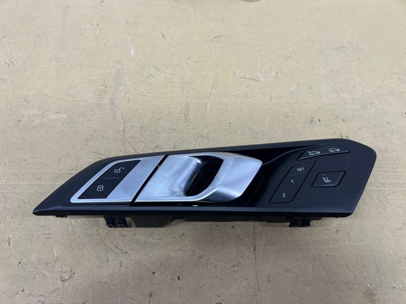 Ручка двери внутренняя передняя левая BMW X6 G06
