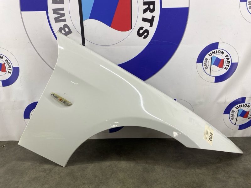 Крыло переднее правое BMW 3 E90