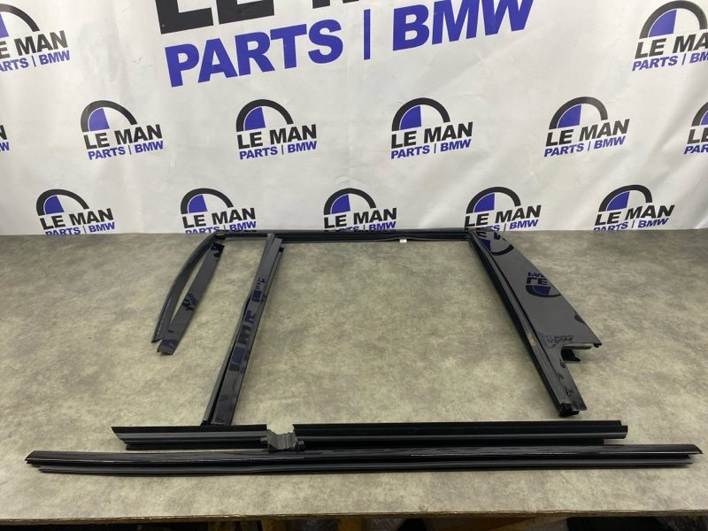 Молдинг двери задний правый BMW X5 G05