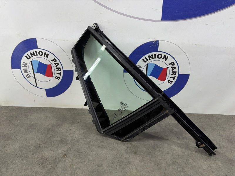Форточка двери задняя правая BMW X6 G06 2023