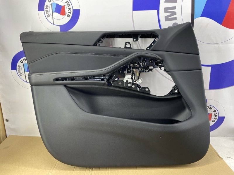 Дверная карта передняя левая BMW X7 G07
