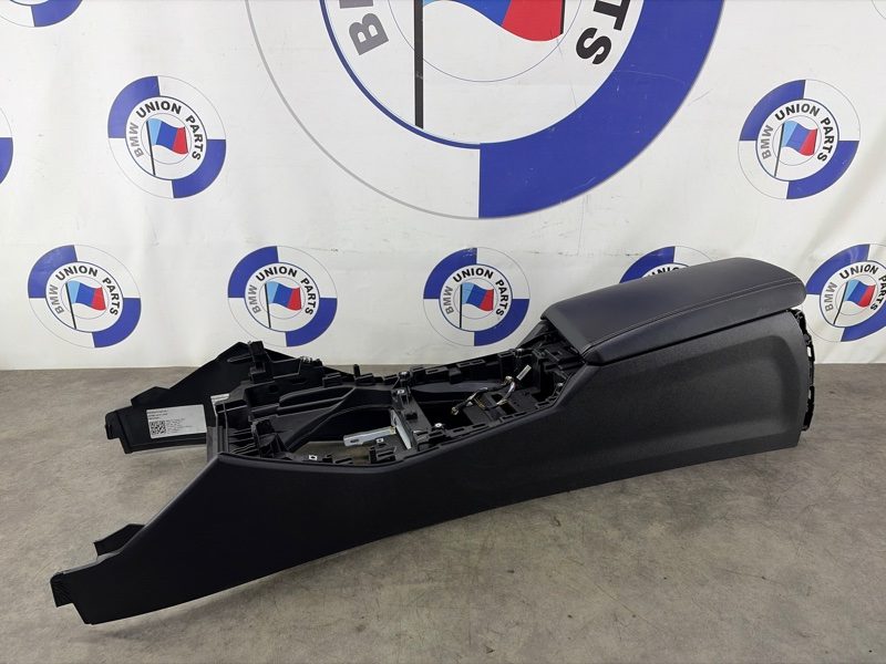 Подлокотник BMW 4 G22