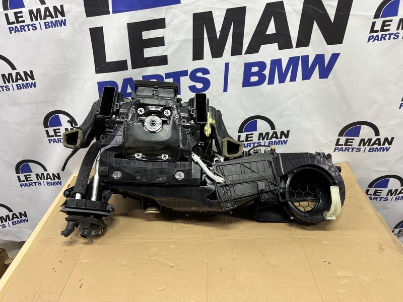 Печка салона BMW M8 F91
