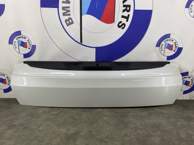 Борт крышки багажника BMW X5 X7 G05 G07 2023