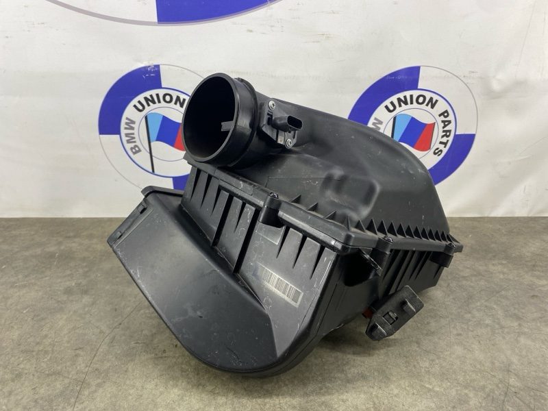 Корпус воздушного фильтра BMW X6 G06