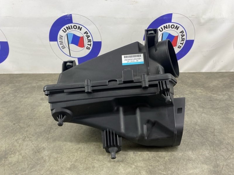 Корпус воздушного фильтра BMW X6M F96 2024