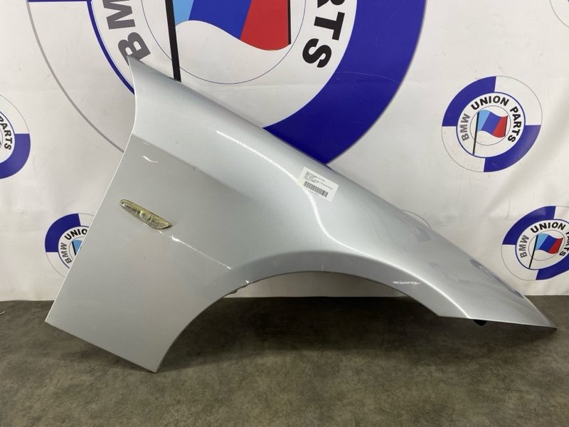 Крыло переднее правое BMW 3 E90 2010
