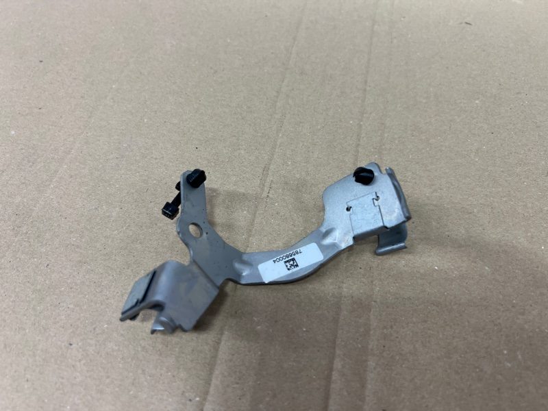 Кронштейн проводки BMW 5 G30 G31
