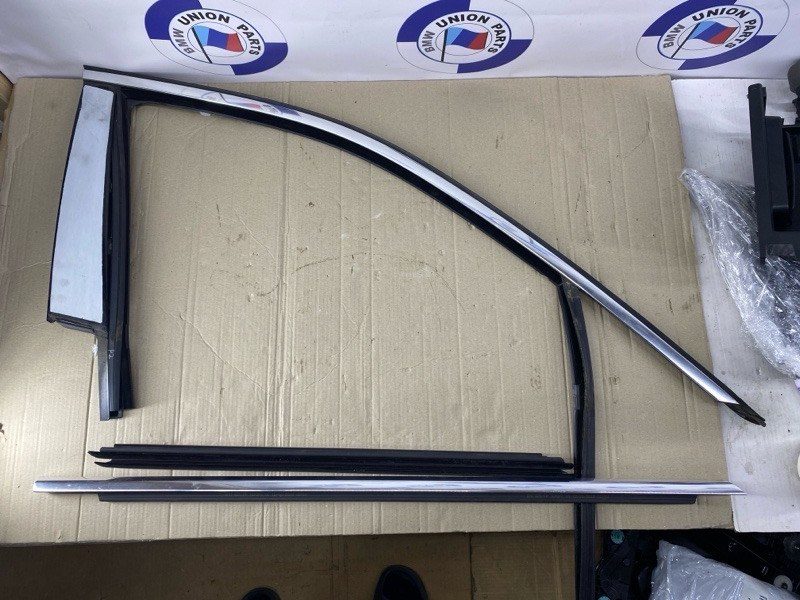 Молдинг двери передний правый BMW 3 G20