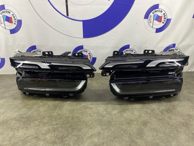 Фары LED комплект BMW 7 G70