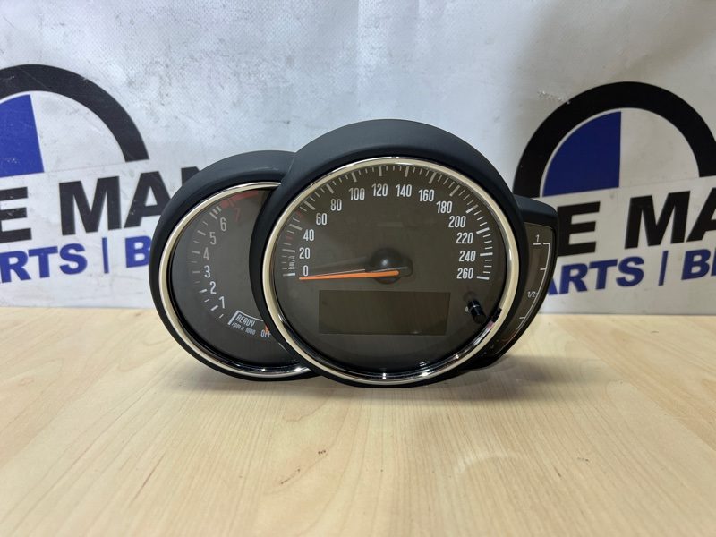 Спидометр панель приборов MINI F56