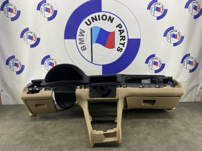 Торпедо панель приборов паприз BMW 3 E46