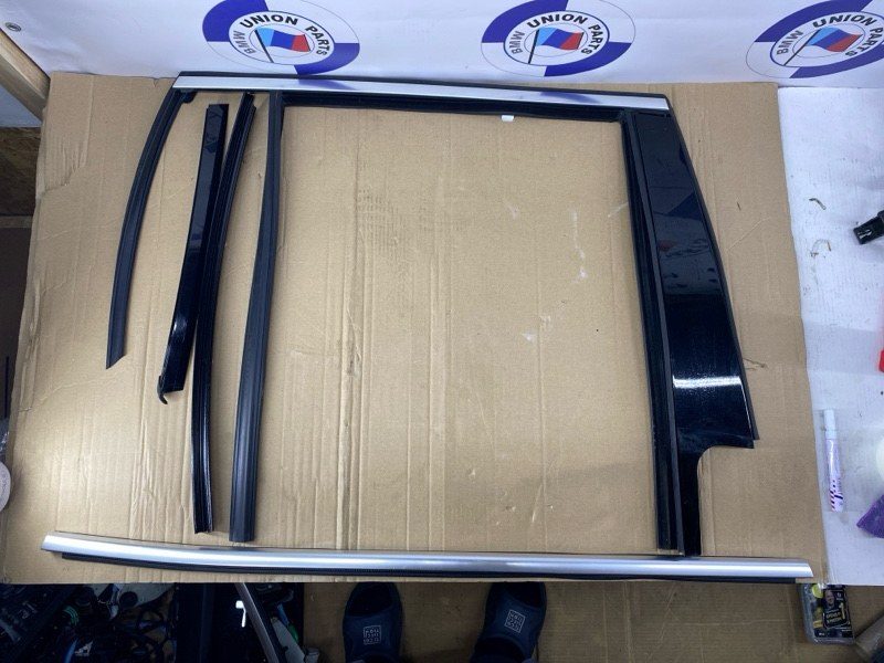 Молдинг двери задний правый BMW X5 G05