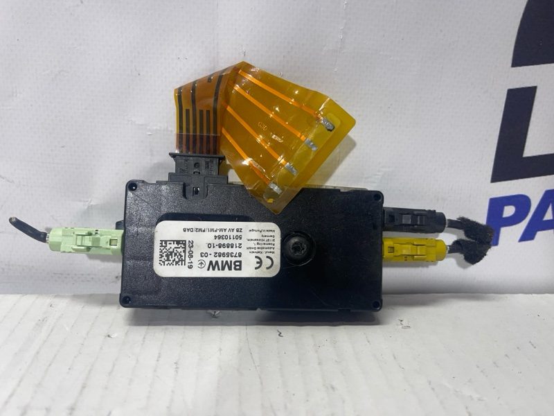 Антенна BMW 5 G30