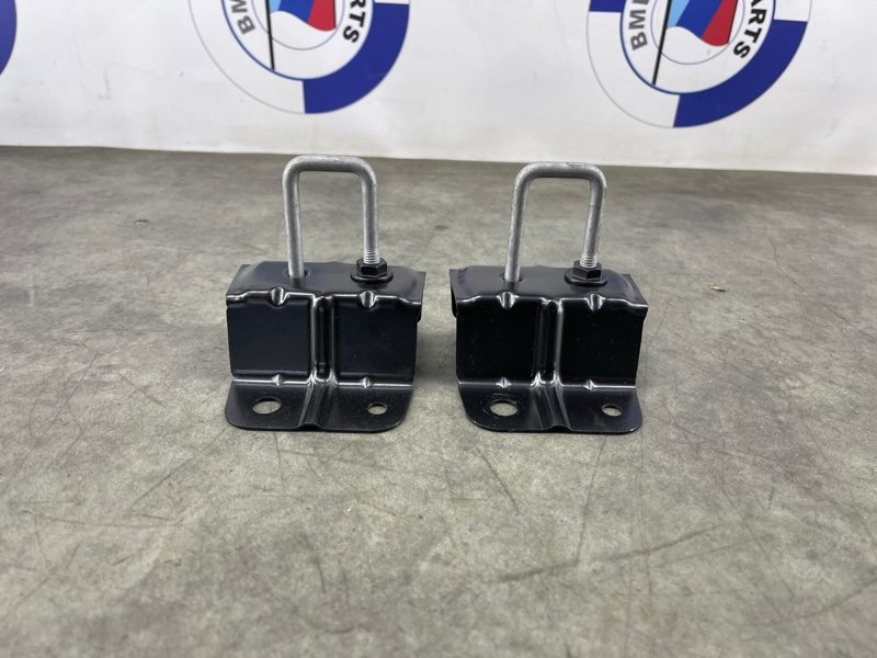 Петля капота BMW X1 U11