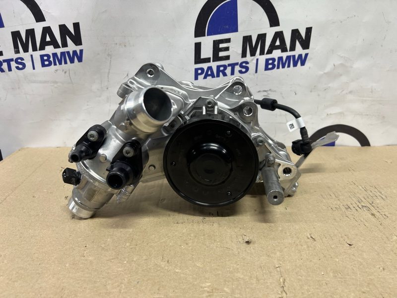 Помпа насос водяной BMW M3 M4 G80 G82