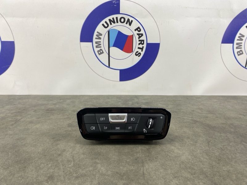 Блок управления светом BMW 3 G20