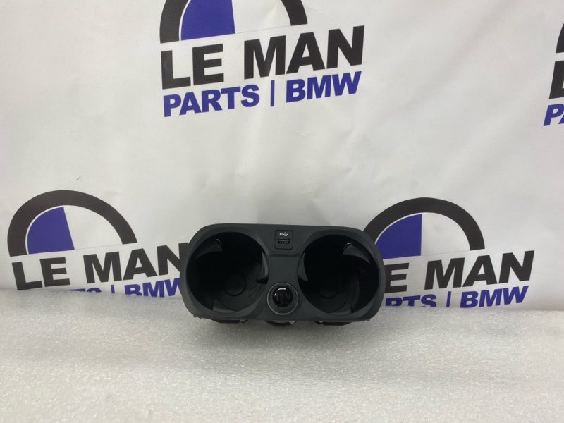 Подстаканник BMW 3 G20