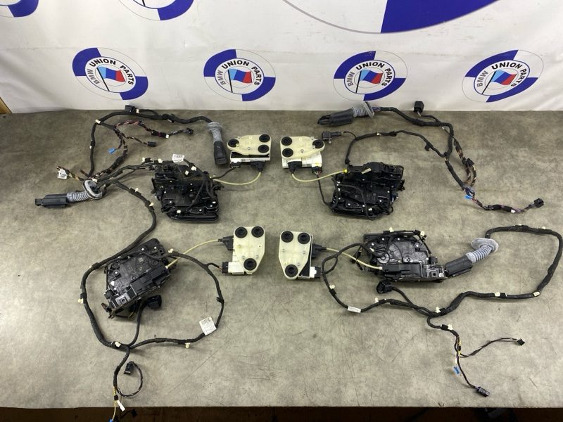 Комплект доводчиков BMW X5 X6 G05 G06