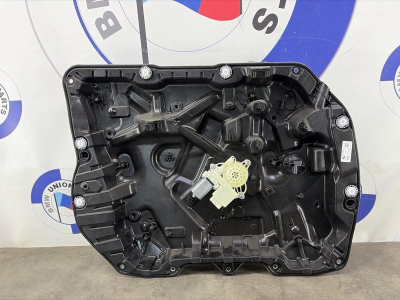 Обшивка боковой двери передняя левая BMW X6 G06
