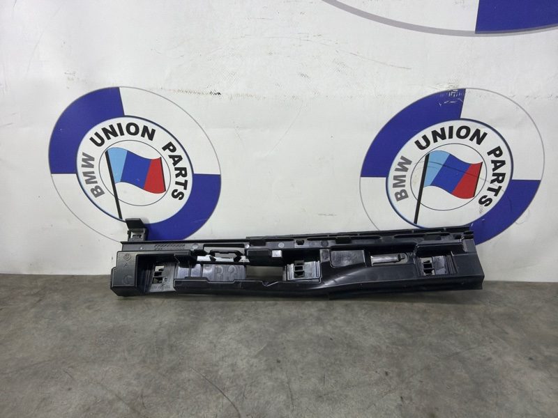 Кронштейн порога правый BMW X1 F48