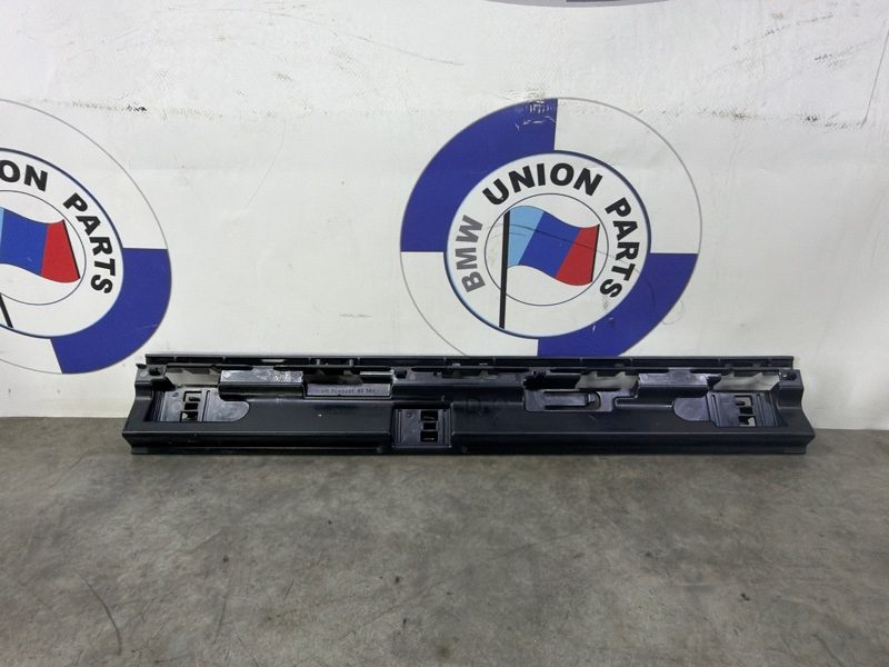 Кронштейн порога передний правый BMW X1 F48