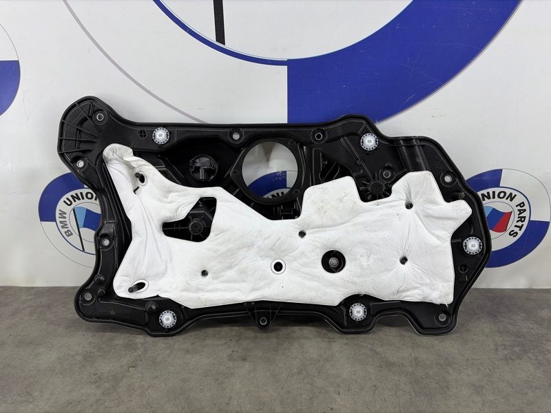 Обшивка боковой двери передняя левая BMW 8 G15 G16