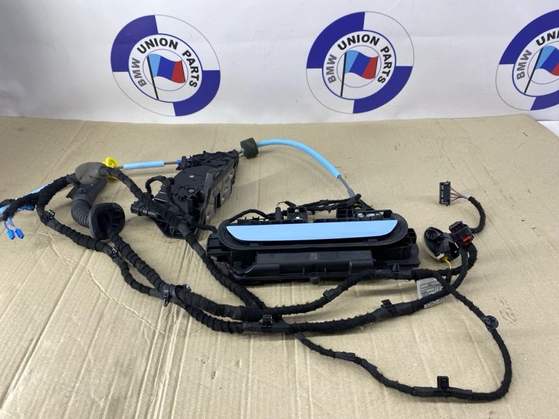 Ручка двери в сборе передняя правая BMW M2 G87