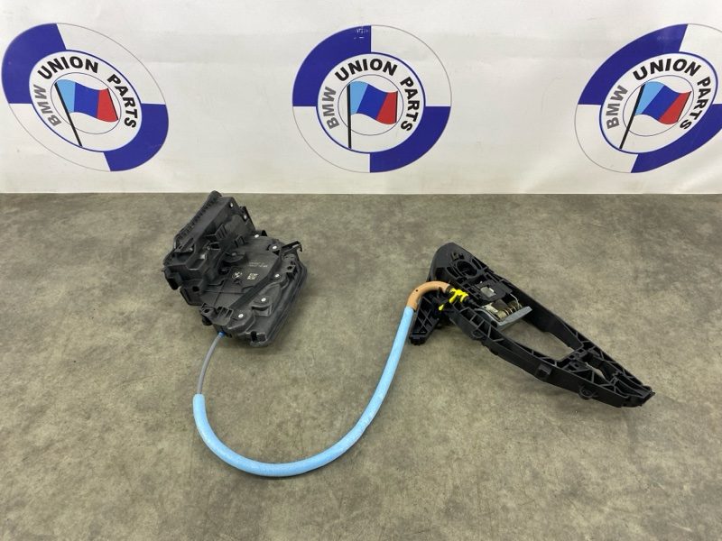 Замок двери задний правый BMW X5 G05 G07
