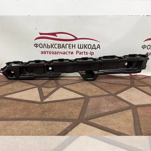 Крепление бампера правое Geely Emgrand SS 11