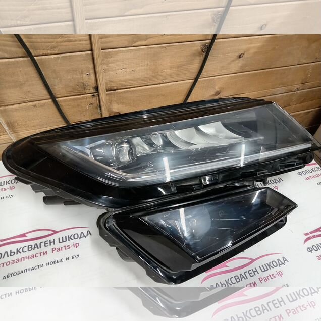 Фара правая диодная LED для Skoda Kodiag Шкода КАД