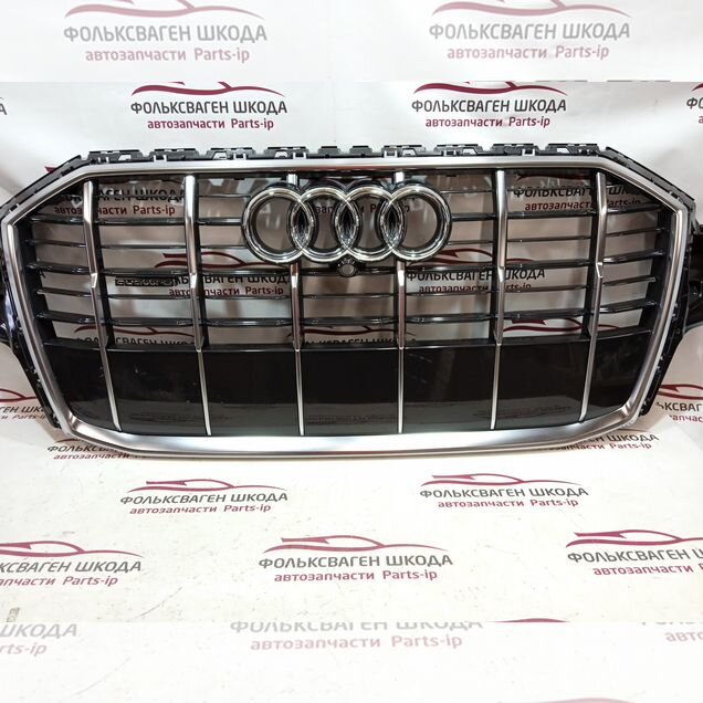 Решетка радиатора Audi Q7
