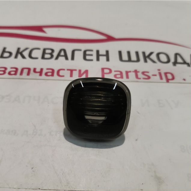 2 шт Повторитель поворота не оригинал Шкода Рапид
