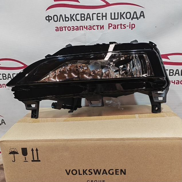 Туманка левая Skoda Rapid 2