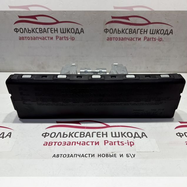 Подушка безопасности в колени Фольксваген Тигуан 2